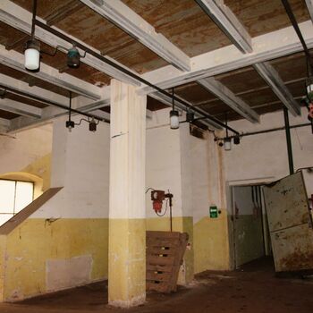 Remote chemical production building Remote chemical production building