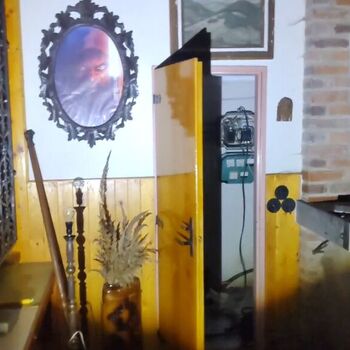 ABANDONED CABIN IN THE FOREST