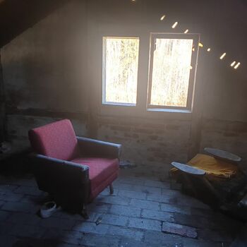 room bedroom furniture interior home lamp house sofa decor living modern table pillow comfortable seat apartment luxury floor