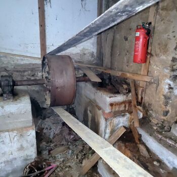 Eine geschäftige Mühle Eine geschäftige Mühle