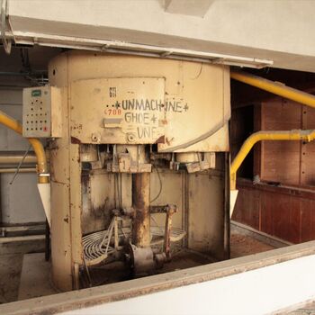 Machine mill Machine mill