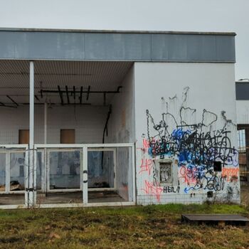 Gas station that ran out of fuel