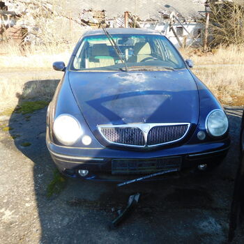 Autodílna ve stavebninách ?