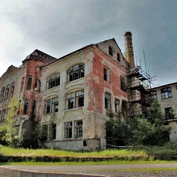 Remembering Elias before the fire