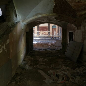 suterénu staré Architektura