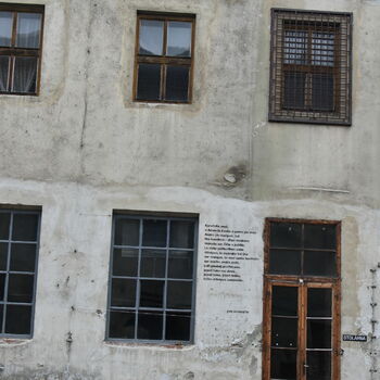 fasáda budova Architektura okno staré zeď fasáda budova Architektura okno staré zeď