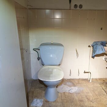 Toaleta koupelna místnost interiér domácí dům koupel vyčistit moderní