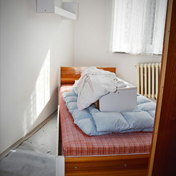 nábytek místnost ložnice interiér polštář postel Pohovka domácí dům lampa Pohovka Hotel