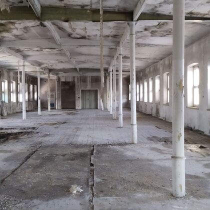 Opuštěná dílna Liaz