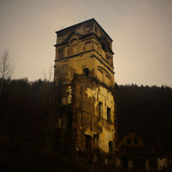 Kam zmizeli poslední pracovníci? Opuštěná přádelna