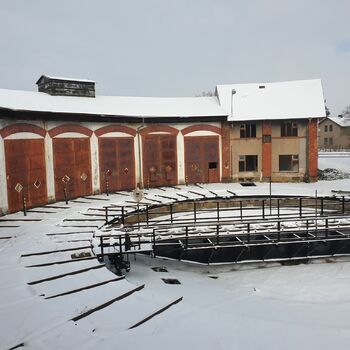 Abandoned turntable 2021