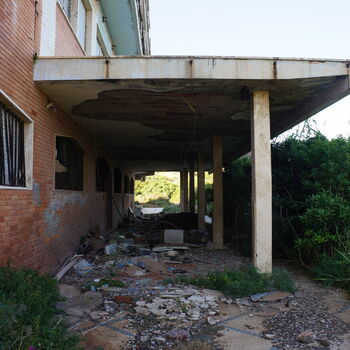 patio area structure house home garage architecture building estate