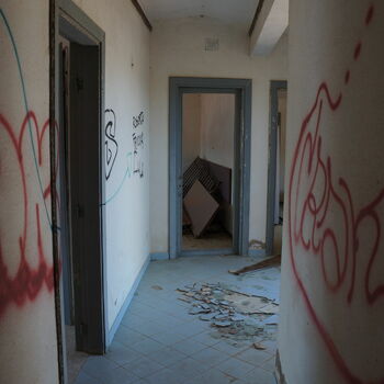 sliding door door interior movable barrier room home house