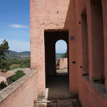tunel chodba Architektura pevnost průchod kámen starověké staré opevnění oblouk budova