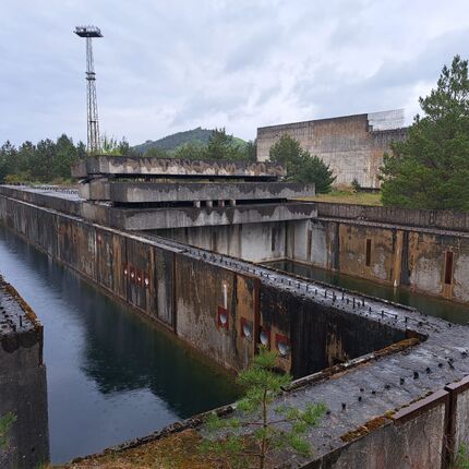 Atomová elektrárna