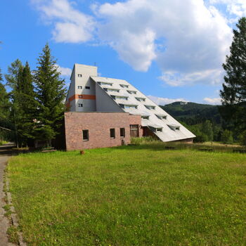 zachovalý hotel zachovalý hotel