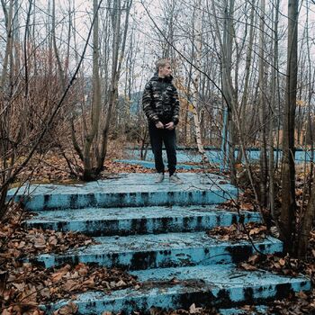 Former recreation centre 🏚️🌲🌲