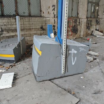 Was wurde hier produziert? Verlassene Fabrik in Polen