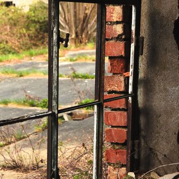 Továrna na tkaní z umělého hedvábí podšívkových materiálů