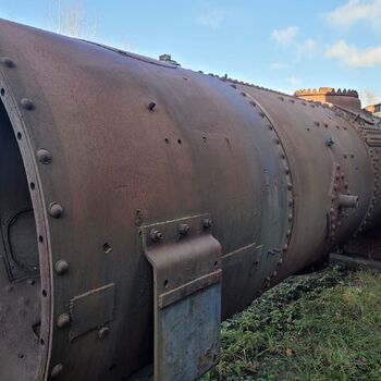 Po kolejích v zatáčce