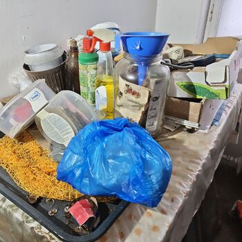 Why did they abandon it? An abandoned, well-preserved farmer's house...