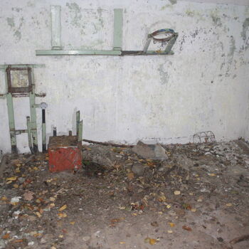 Kam zmizeli Rusové? Opuštěný sklad Javor 50