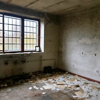 Buňka dveře interiér místnost dům Architektura domácí zeď Buňka dveře interiér místnost dům Architektura domácí zeď