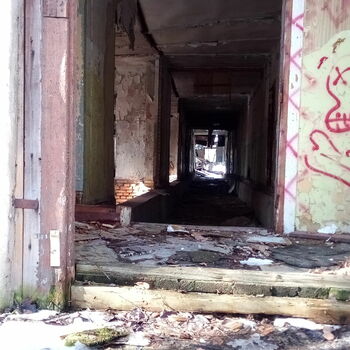 parapet konstrukční prvek podpora staré Architektura budova dveře parapet konstrukční prvek podpora staré Architektura budova dveře