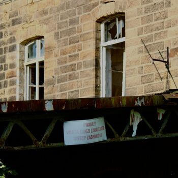 ᴛʀᴀɪɴ ꜱᴛᴀᴛɪᴏɴ