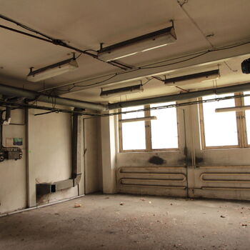 Kdysi světoznámá továrna na ruční utahovací nářadí 2023 Kdysi světoznámá továrna na ruční utahovací nářadí 2023