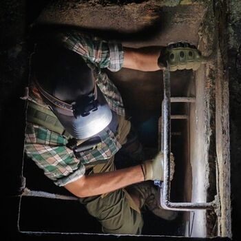 2025 Továrna po němcích a mrazák