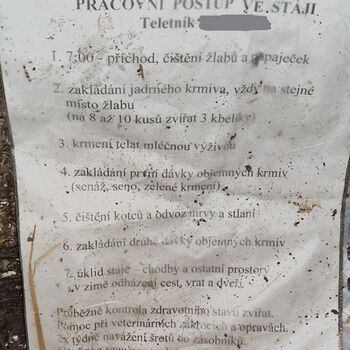 Abandoned farm building_2025