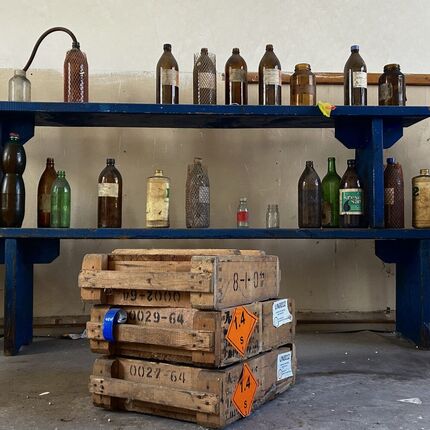 Ocelárna x)) 1st. Ocelárna x)) 1st.