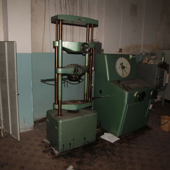 Mechanical testing room