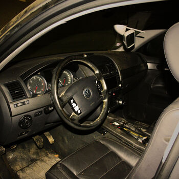 Haly plné tajemství... Opuštěná fabrika