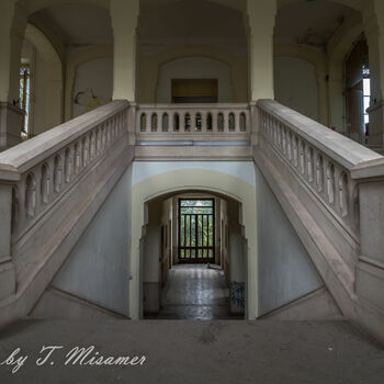 Hospital with chapel