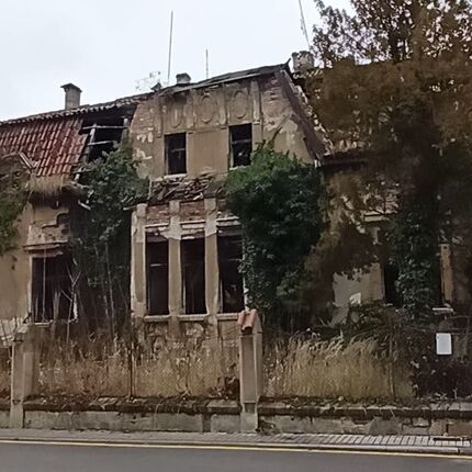 DIE VERBRANNTE VILLA