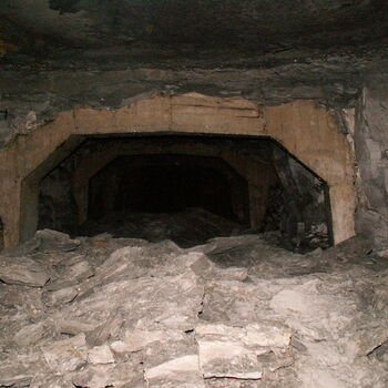 Richard Underground Factory