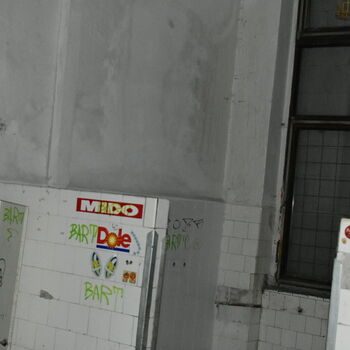 Krankenhaus am Rande der Stadt