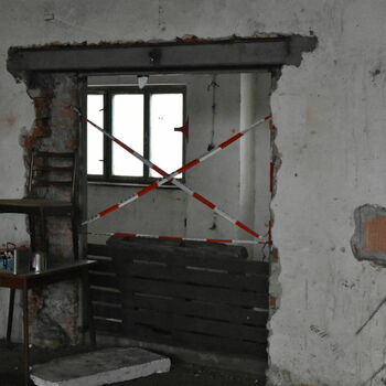 zeď staré dveře budova Architektura