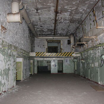 Kam zmizeli Rusové? Opuštěný sklad Javor 50