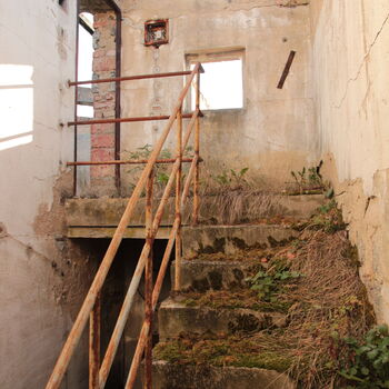 Landwirtschaftliche Fläche mit Hopfentrocknungsanlage 2023