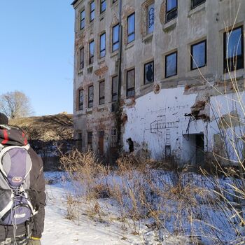 Opuštěná dílna Liaz