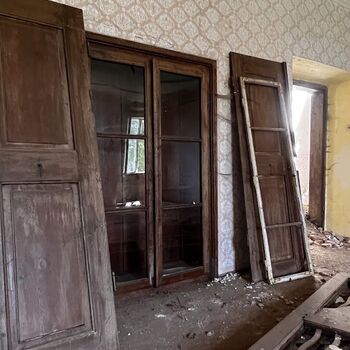 Tvrz přestavěná na zámek