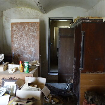 Chaloupka u skleněného ÚDU