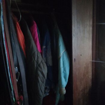 Das Haus, in dem alles hinterlassen wurde Das Haus, in dem alles hinterlassen wurde