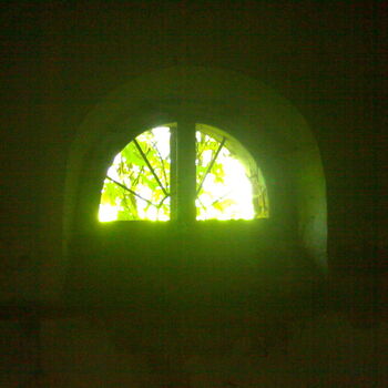 Opuštěný zámek s kaplí na Moravě Opuštěný zámek s kaplí na Moravě