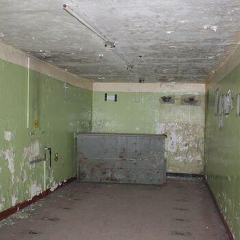 Kam zmizeli Rusové? Opuštěný sklad Javor 50