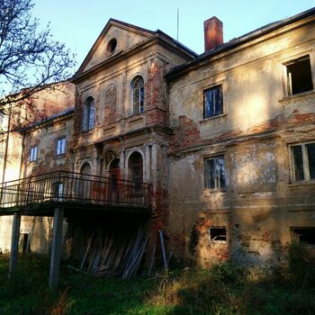 house building architecture palace old