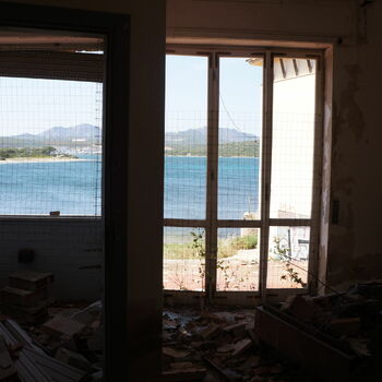 sliding door door movable barrier barrier window